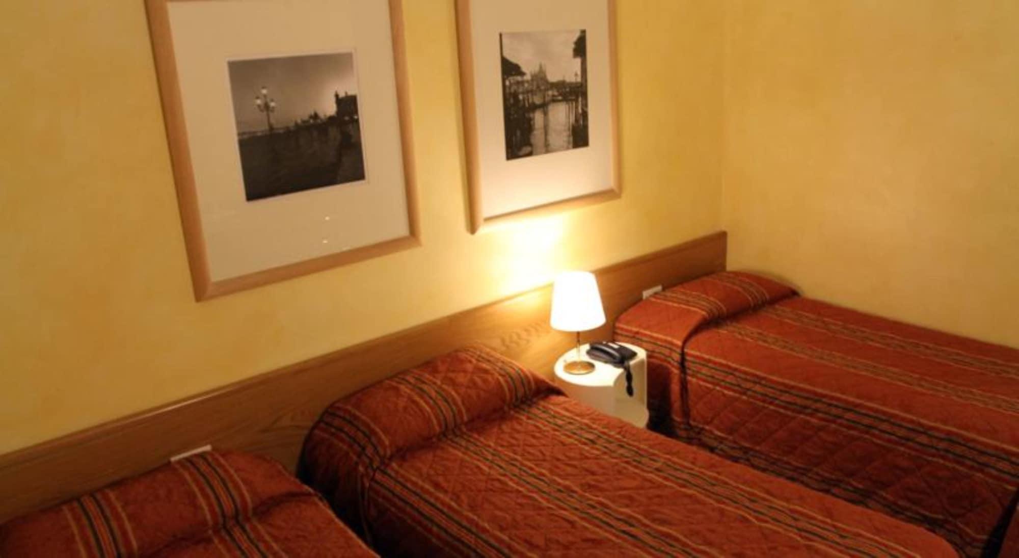 מילאנו Club Hotel מראה חיצוני תמונה