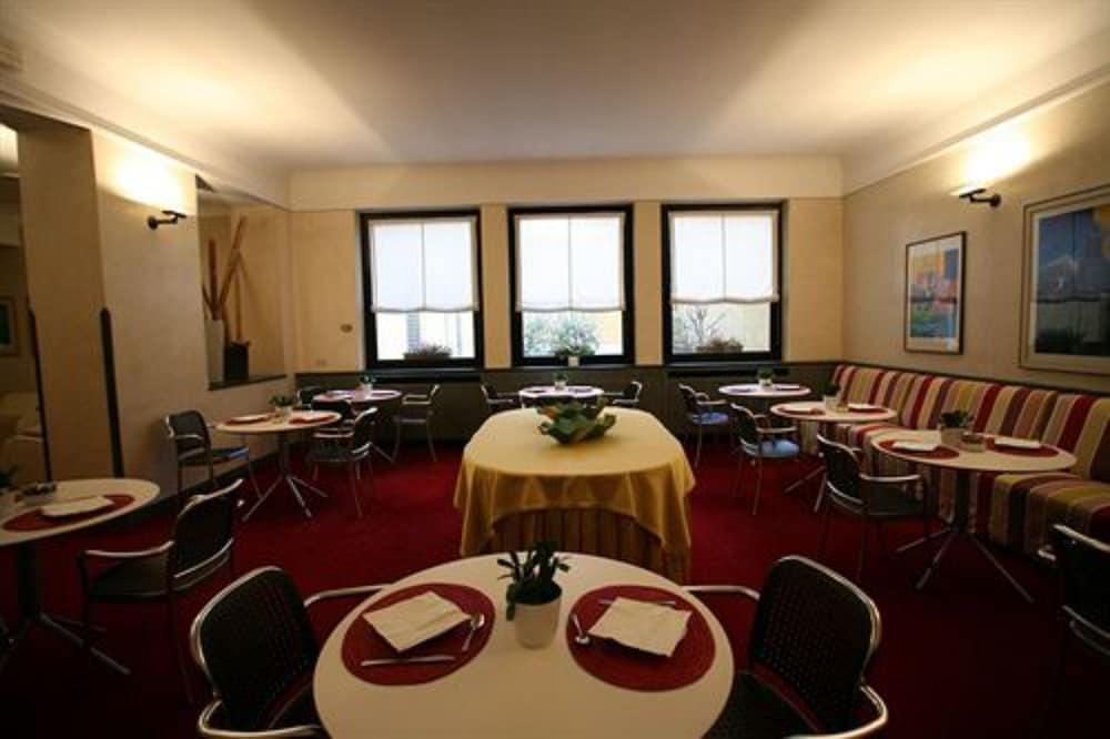 מילאנו Club Hotel מראה חיצוני תמונה