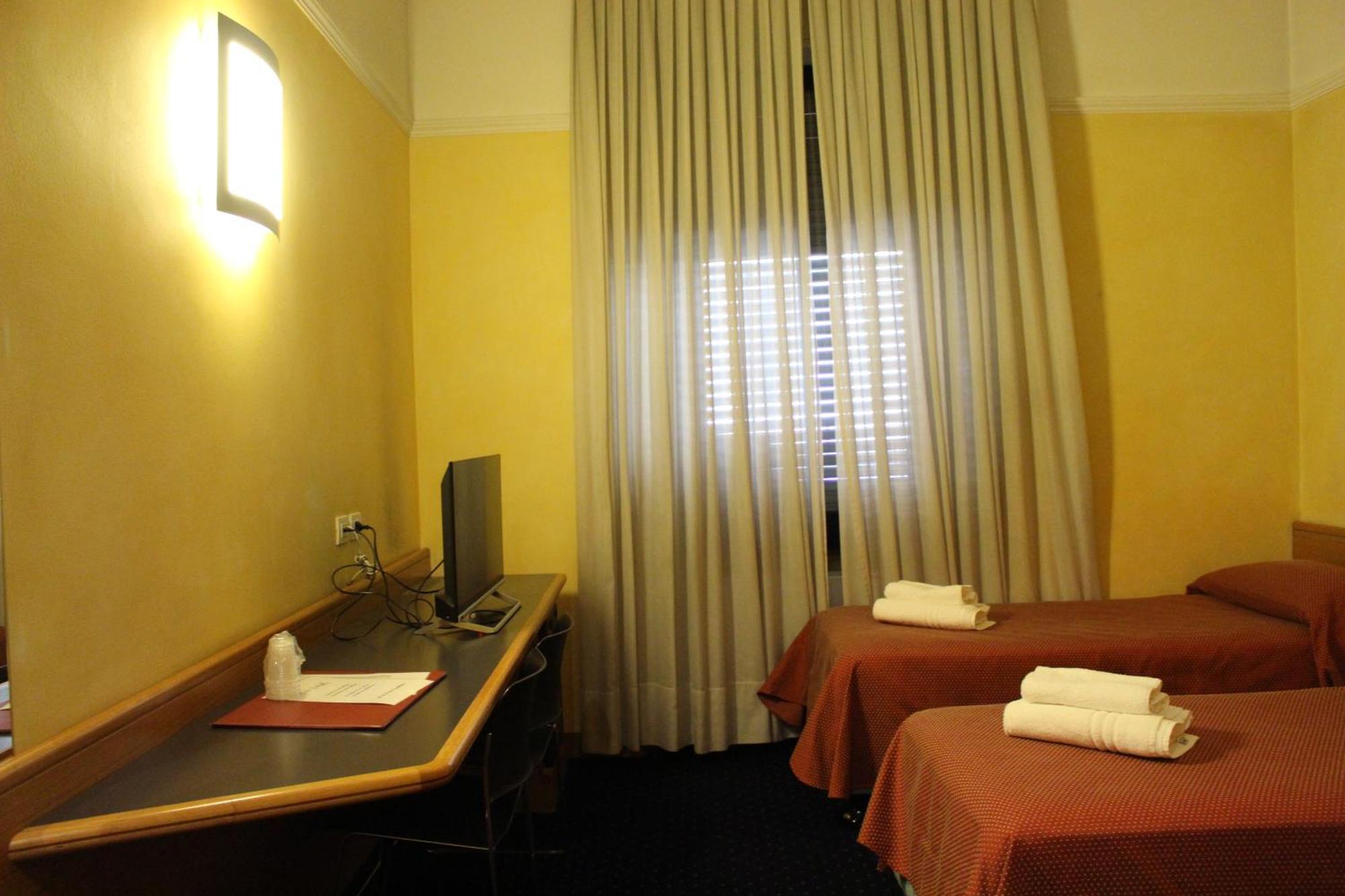 מילאנו Club Hotel מראה חיצוני תמונה