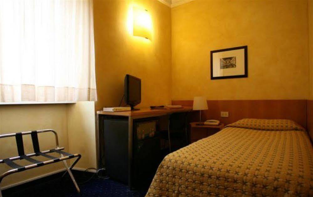 מילאנו Club Hotel מראה חיצוני תמונה